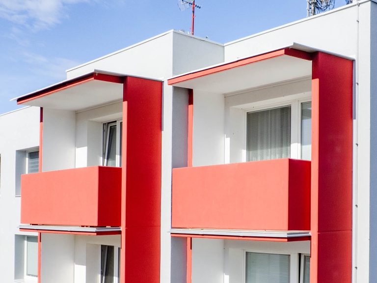 Lodžie betonové, hloubka 1,5 m