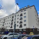 Oprava a zateplení bytového domu v Praze - ulice Sportovní / Přípotoční