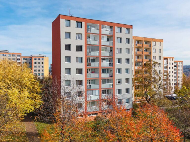 Zateplení paneláku a oprava lodžií ve Zlíně, 2024