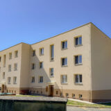 zateplení bytového domu v Jemnici. Fasáda, střecha, okna, spodní stavba