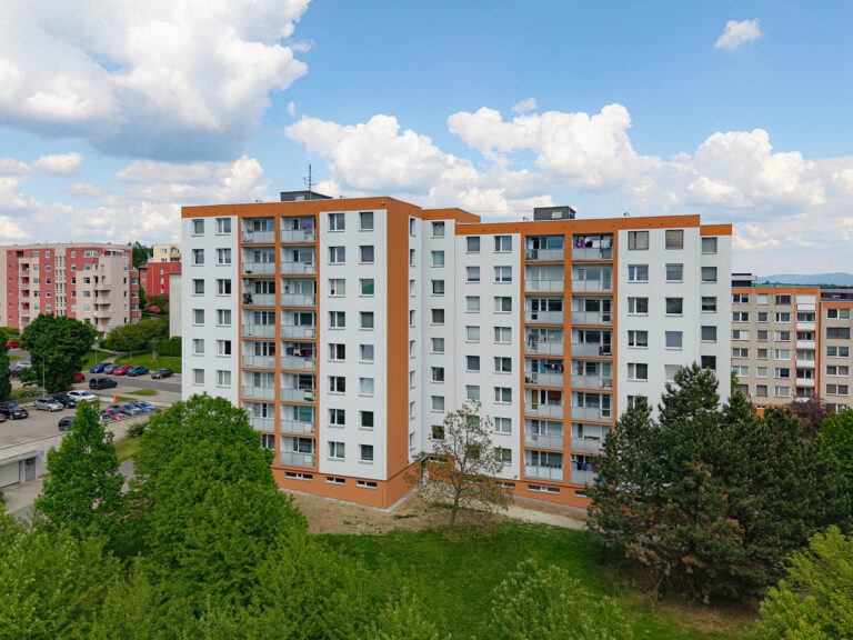 Zateplení bytového domu ve Zlíně, celkový pohled